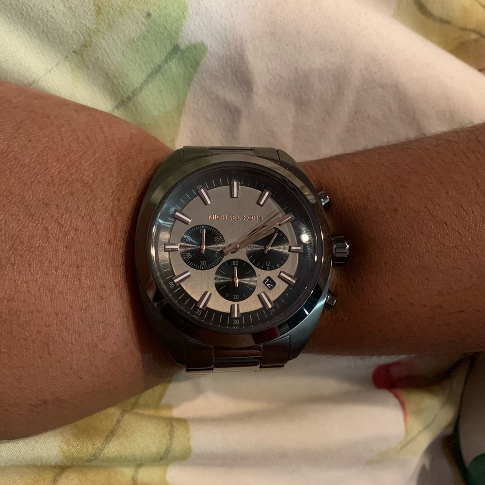 Michael Kors Dean Chronograph Watch - Picture 2 of 3